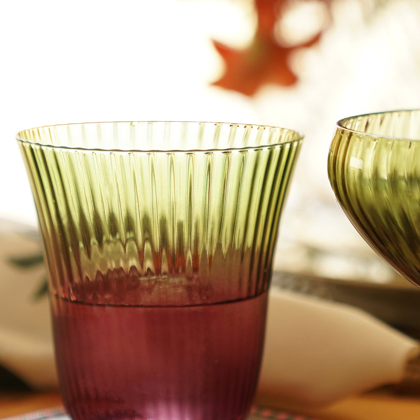 Set of 2 Green & Burgundy Rosavera Ribbed Texture Drinking Glasses